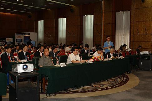 2009年中國民用機場發展戰略高峰會議在京召開,盧時徹會長出席      