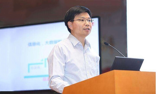 ?中國(guó)科學(xué)院院士  鄂維南